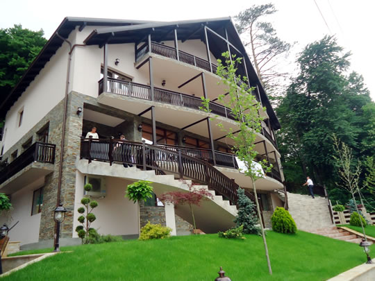 pensiuneabucuracaciulata