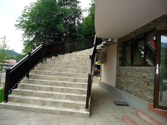 pensiuneabucuracaciulata