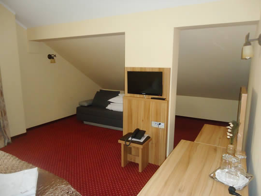 Camera Trei Persoane Pensiunea Bucura